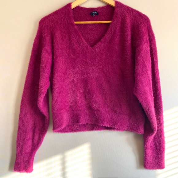 Splendid Fuzzy Sweater - Picture 3 of 4